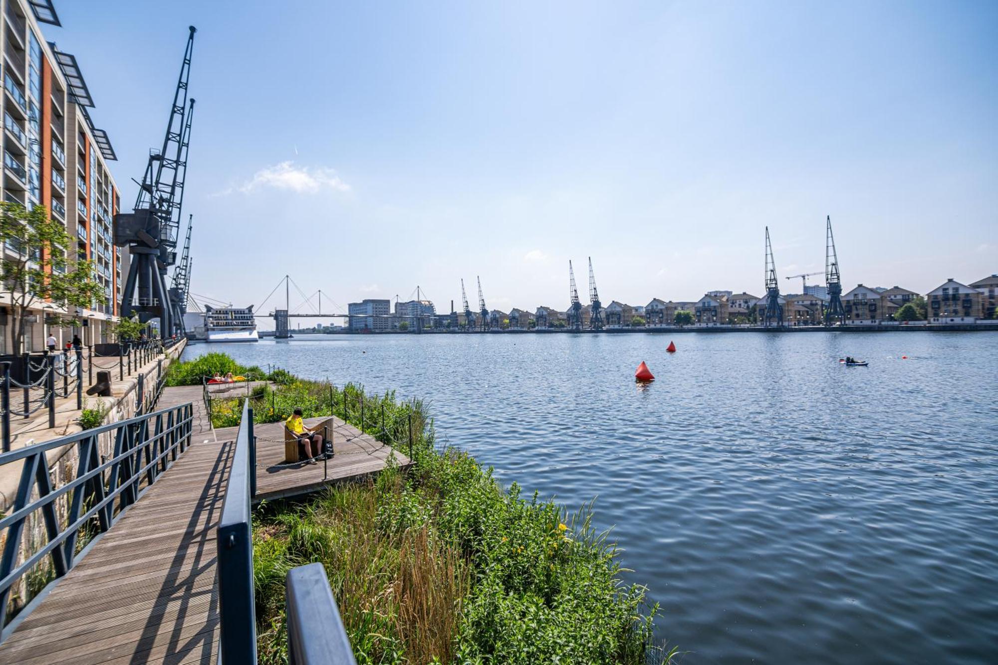 London Excel Waterfront Serenity Leilighet Eksteriør bilde