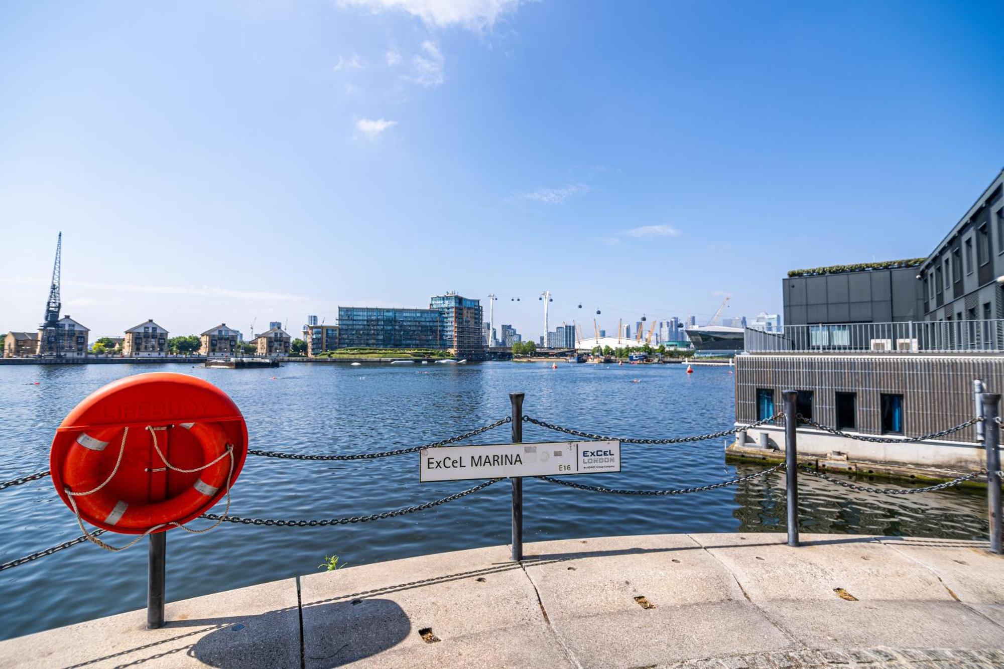 London Excel Waterfront Serenity Leilighet Eksteriør bilde